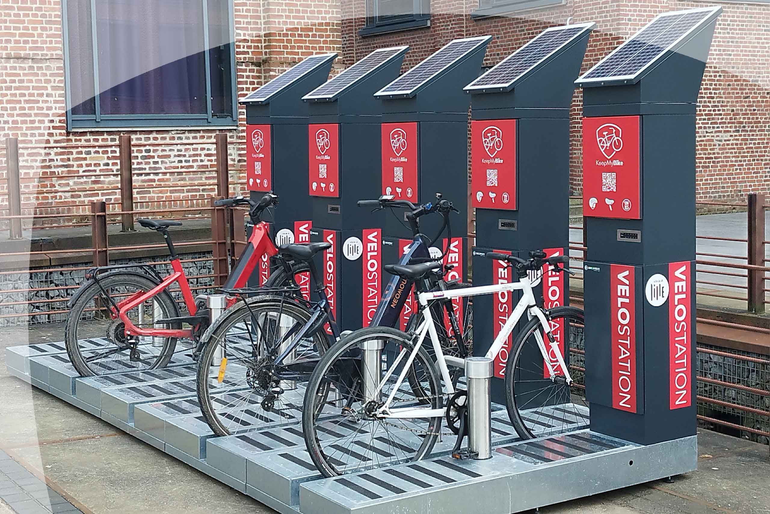 VeloStation KeepMyBike destinée aux collectivités avec armoire de stockage individuelle